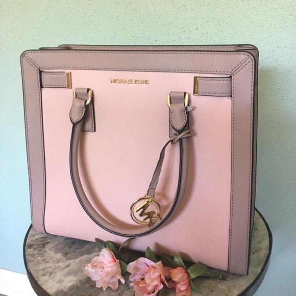 🌸Large Michael Kors Pastel Pink & Fawn Dillon Tote NWT - Picture 10 of 16